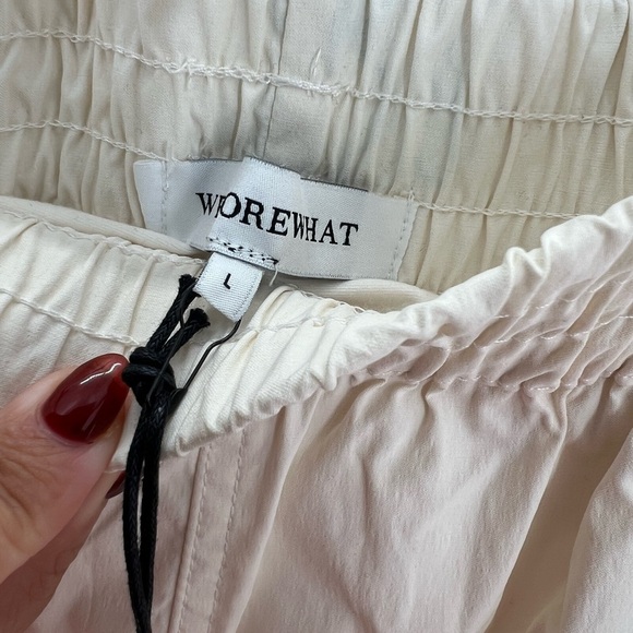 WEWOREWHAT Windbreaker Biker Shorts In Off White - Picture 4 of 7